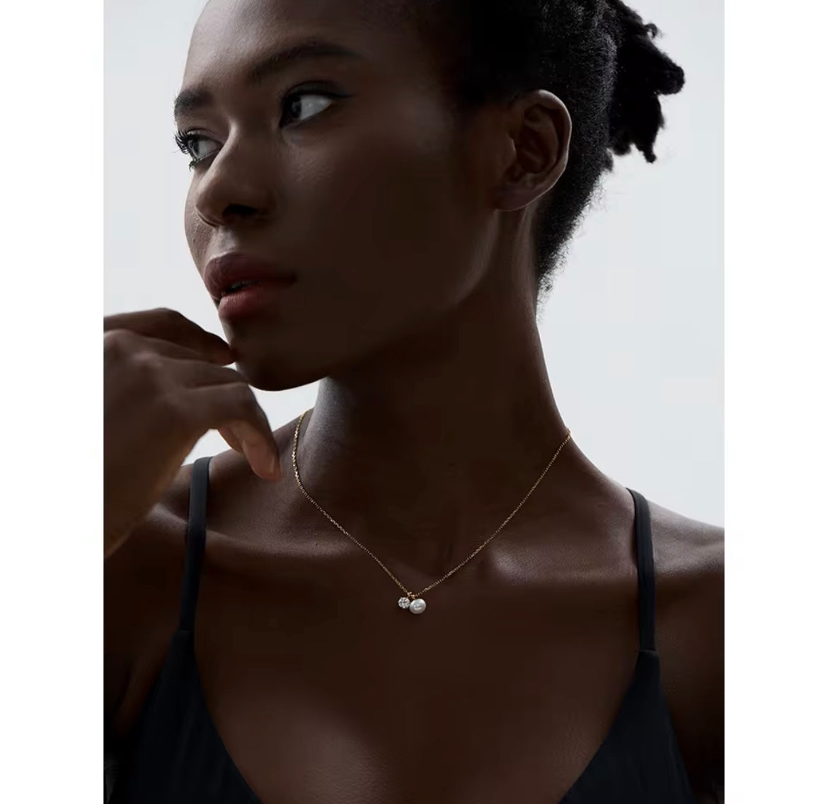 Collar sparkle and pearl