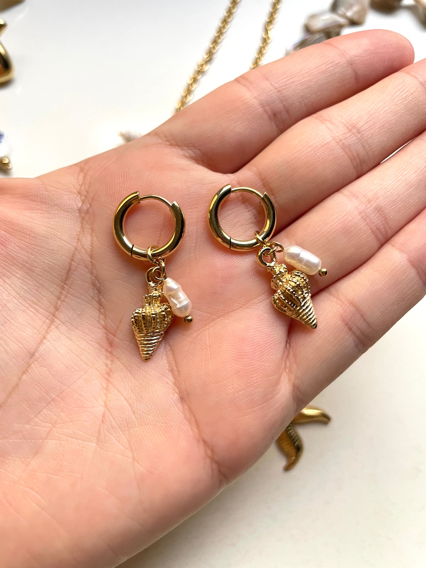 Sea shell earrings
