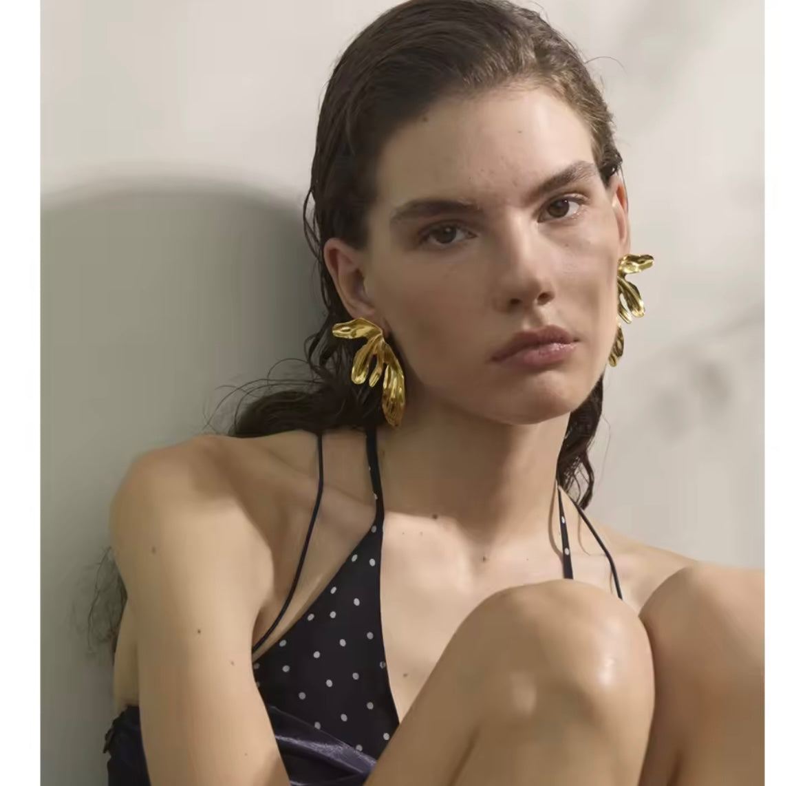 Half flower big studs