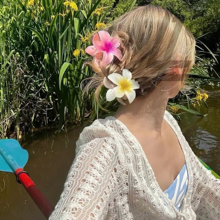 Hawaiian hair clips