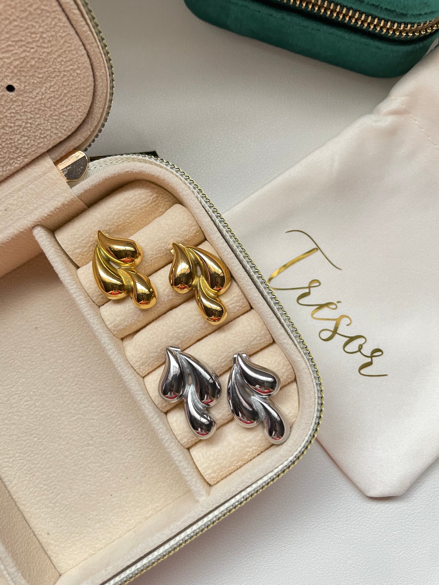 Droplet earrings