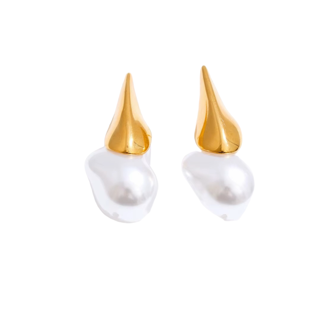 Geometric pearl studs