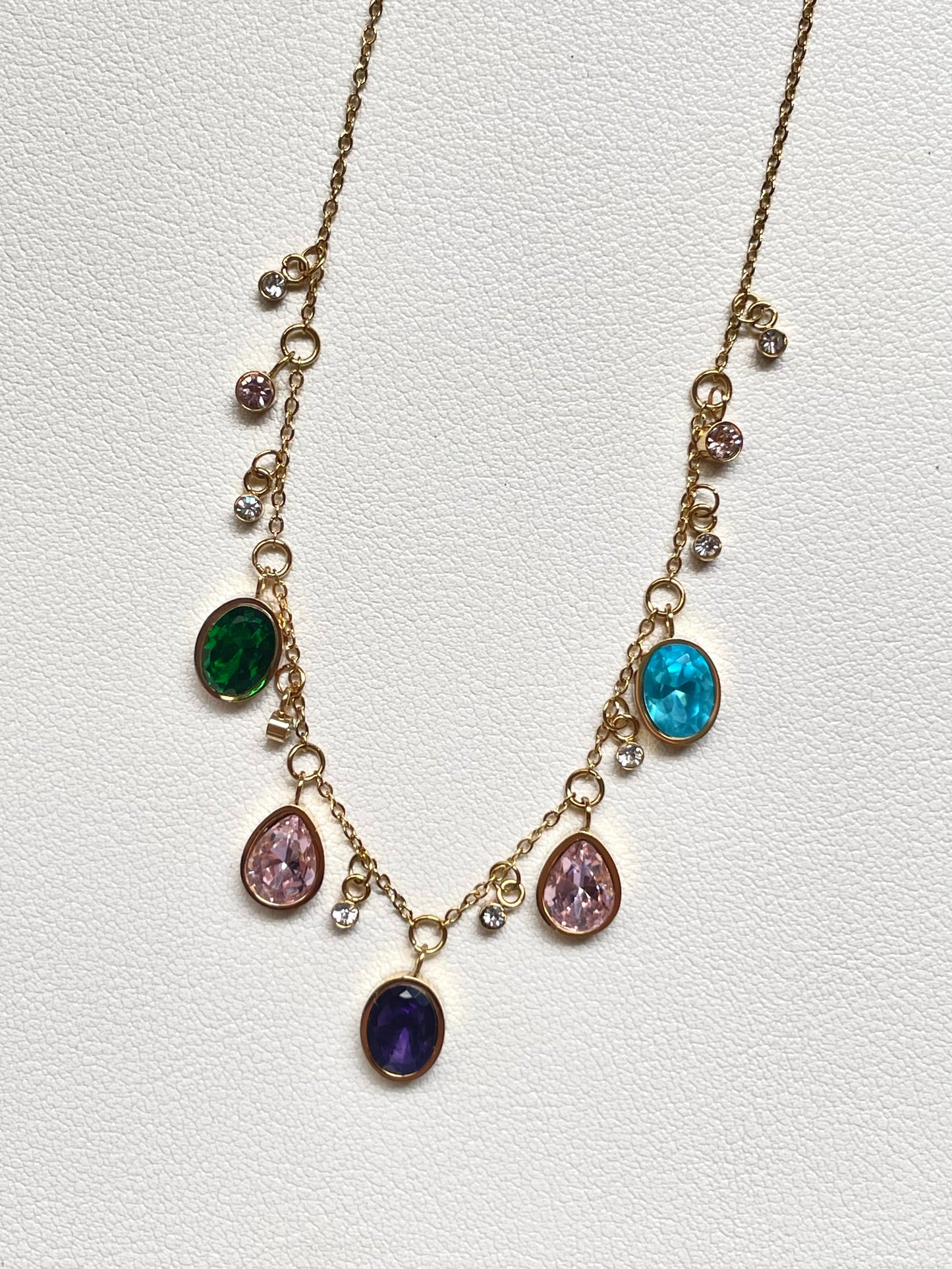 Colorful zirconia necklace