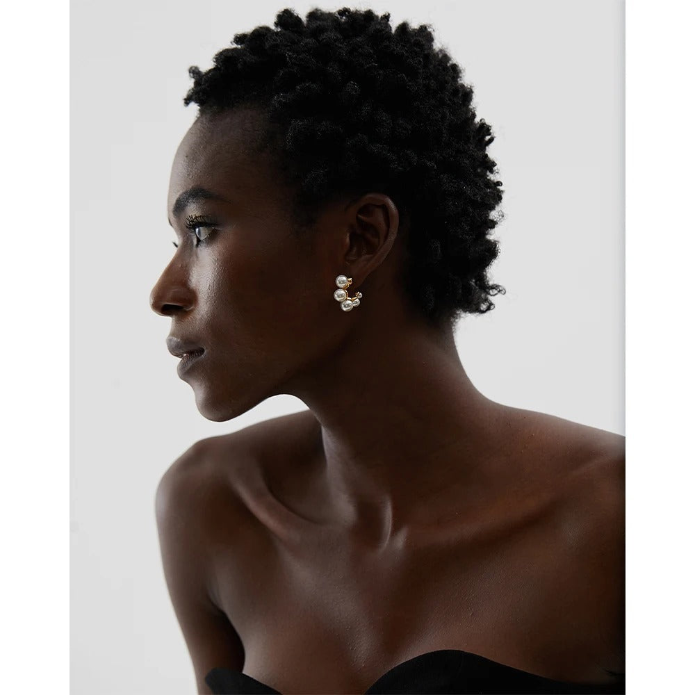 Pearl elegant hoops