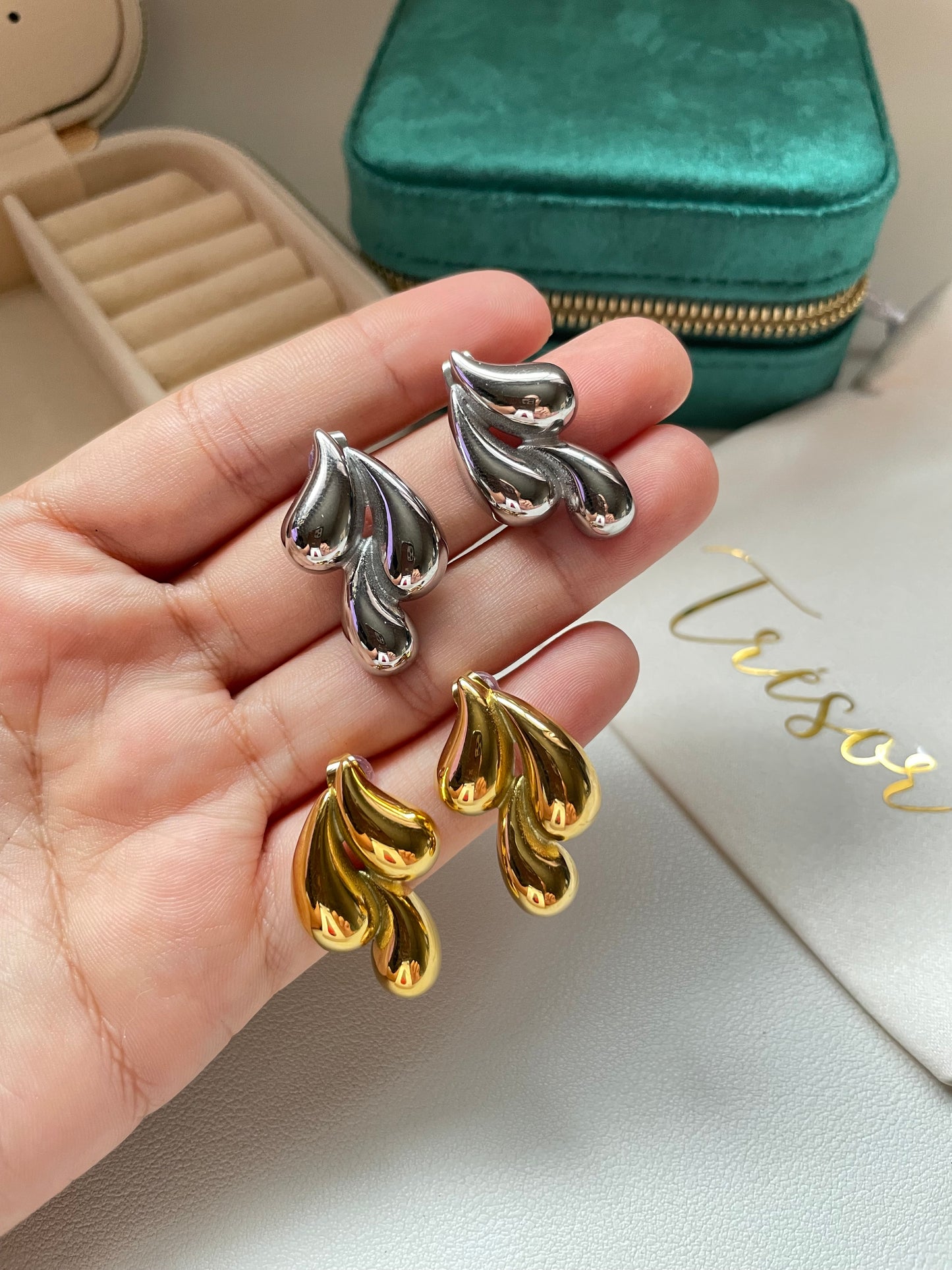 Droplet earrings