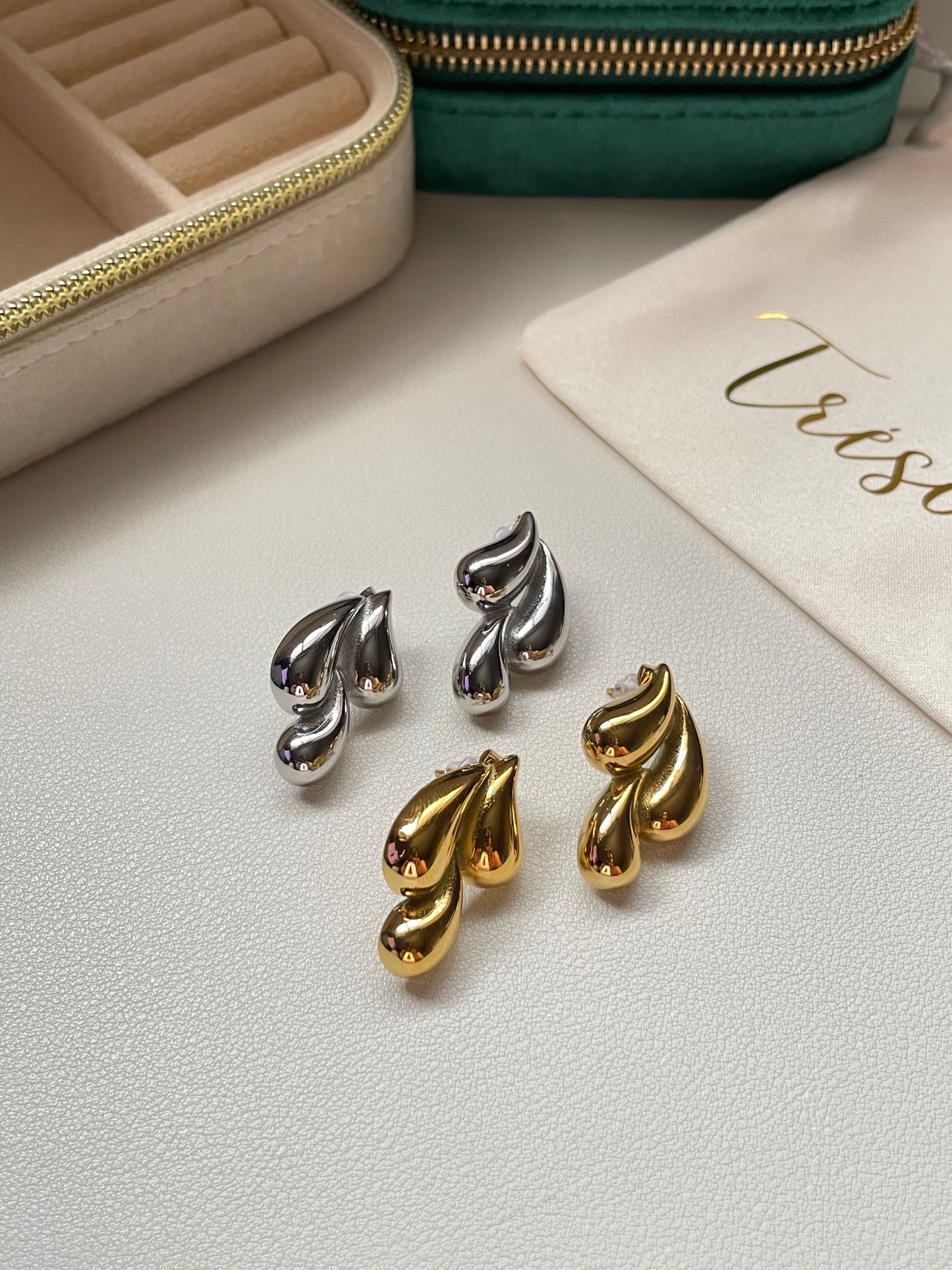 Droplet earrings