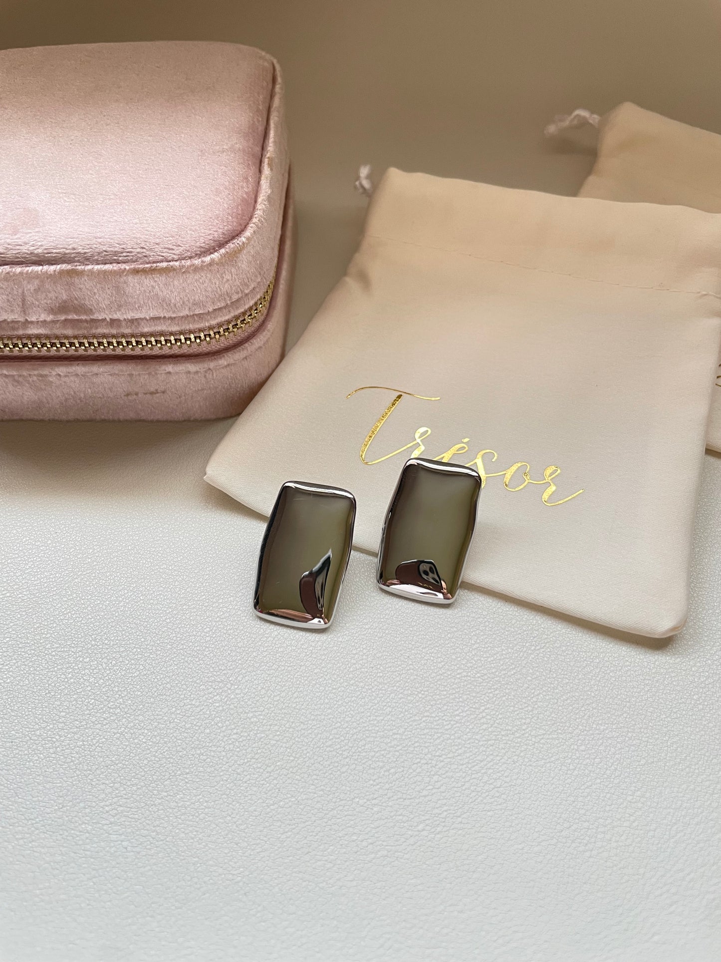 Rectangle minimalist studs