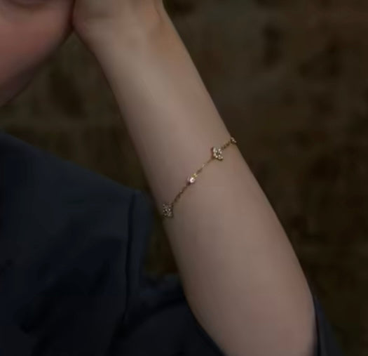 Flowers delicate bracelet