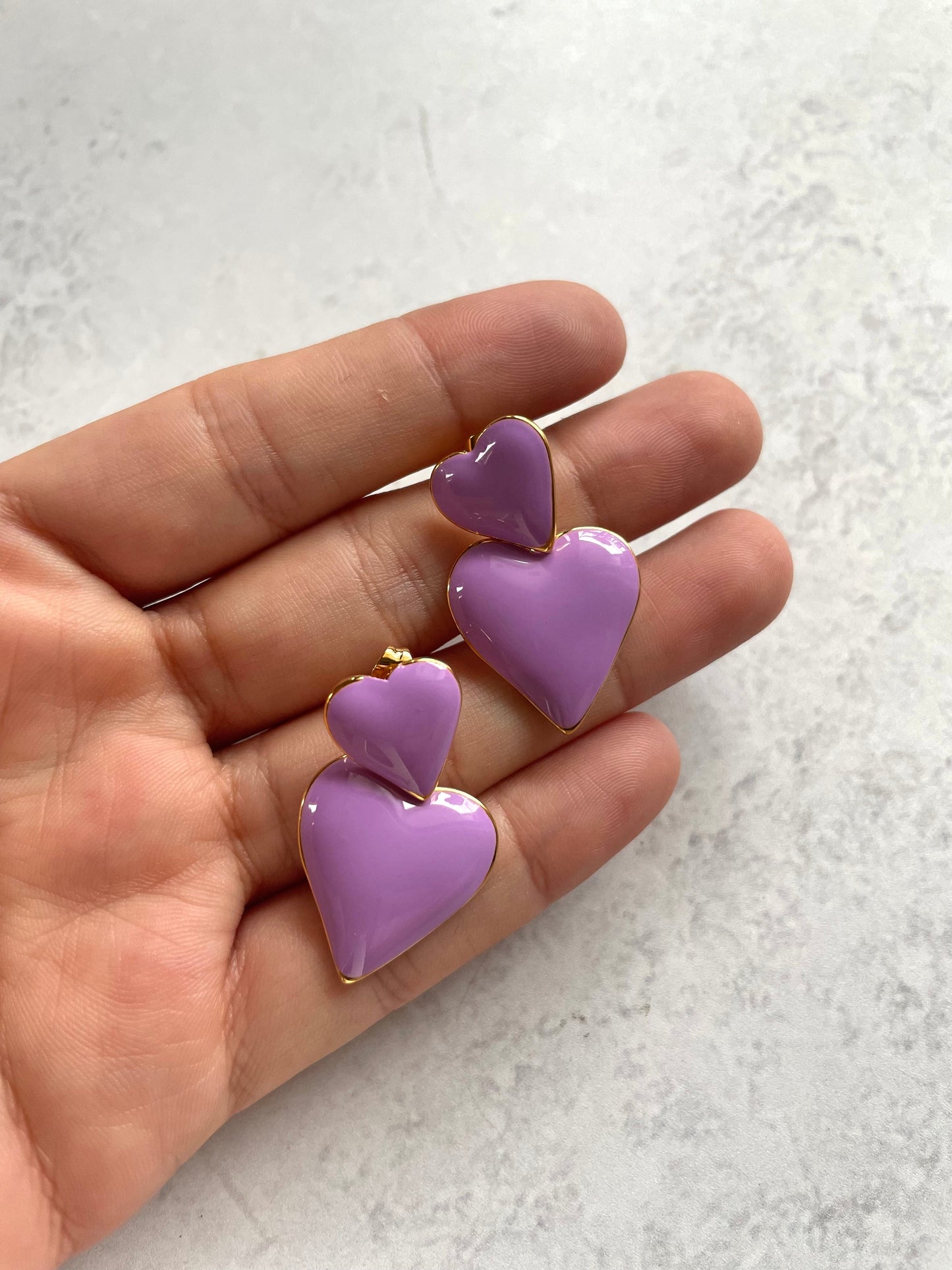 Aretes Corazones de colores