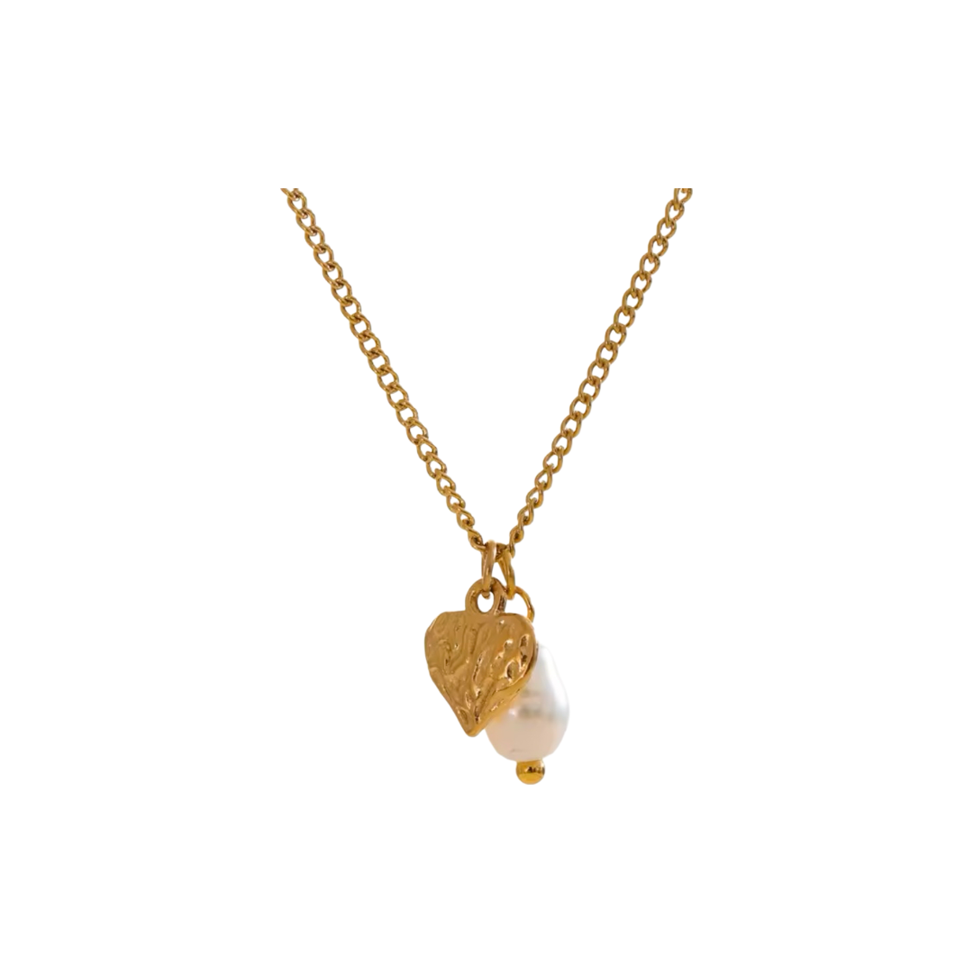 Heart and pearl necklace