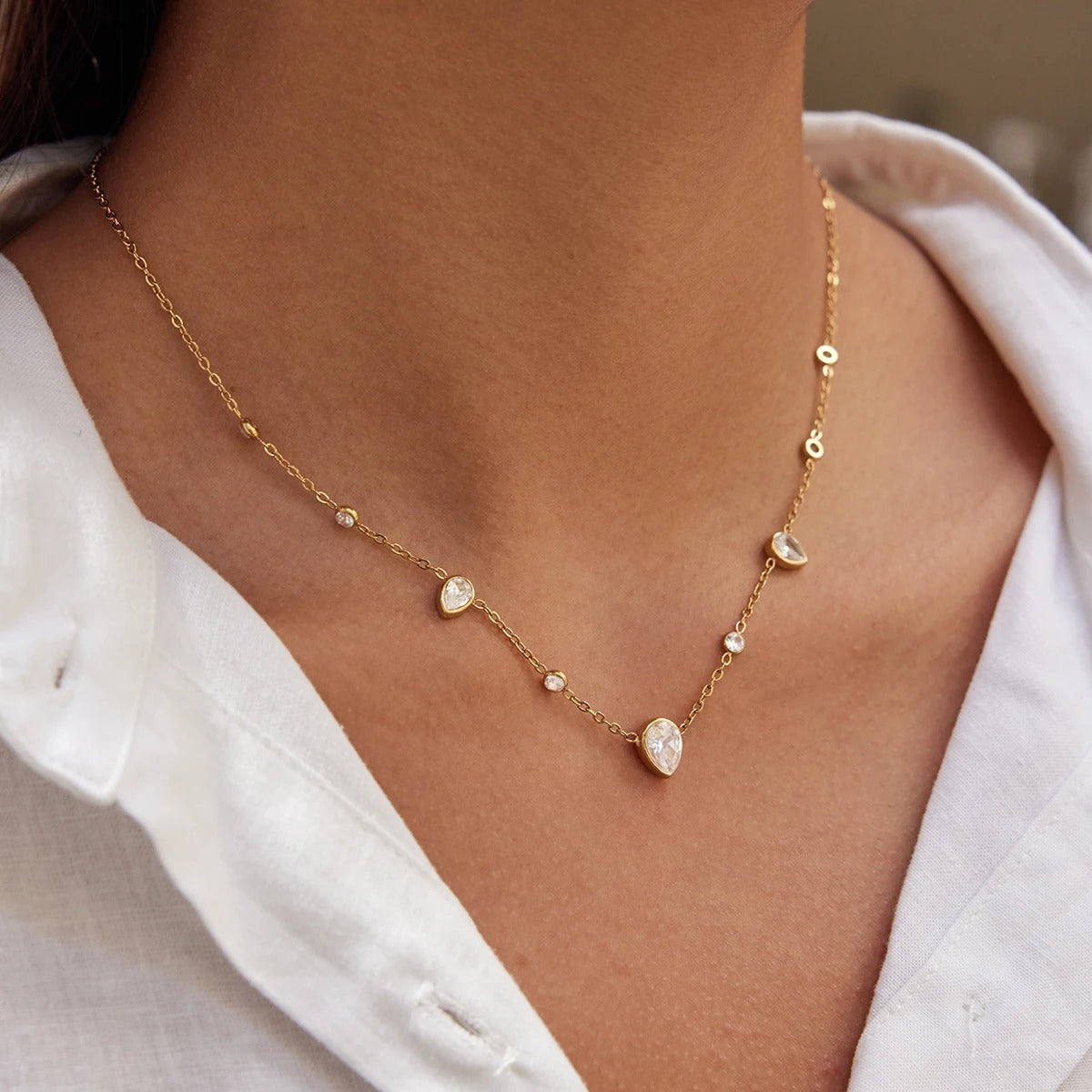 Zircon marquise necklace