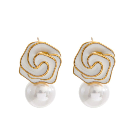 White flower pearls