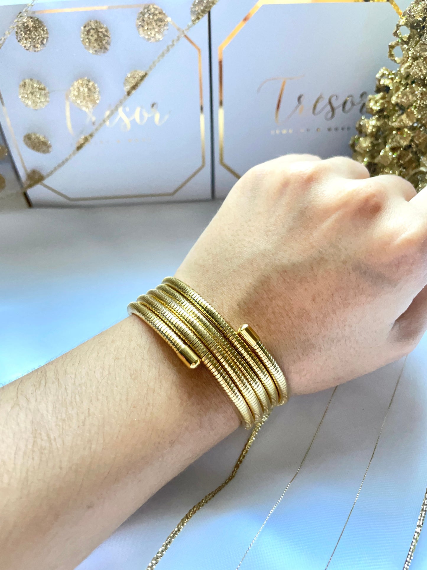 Stackable multi layer bangle