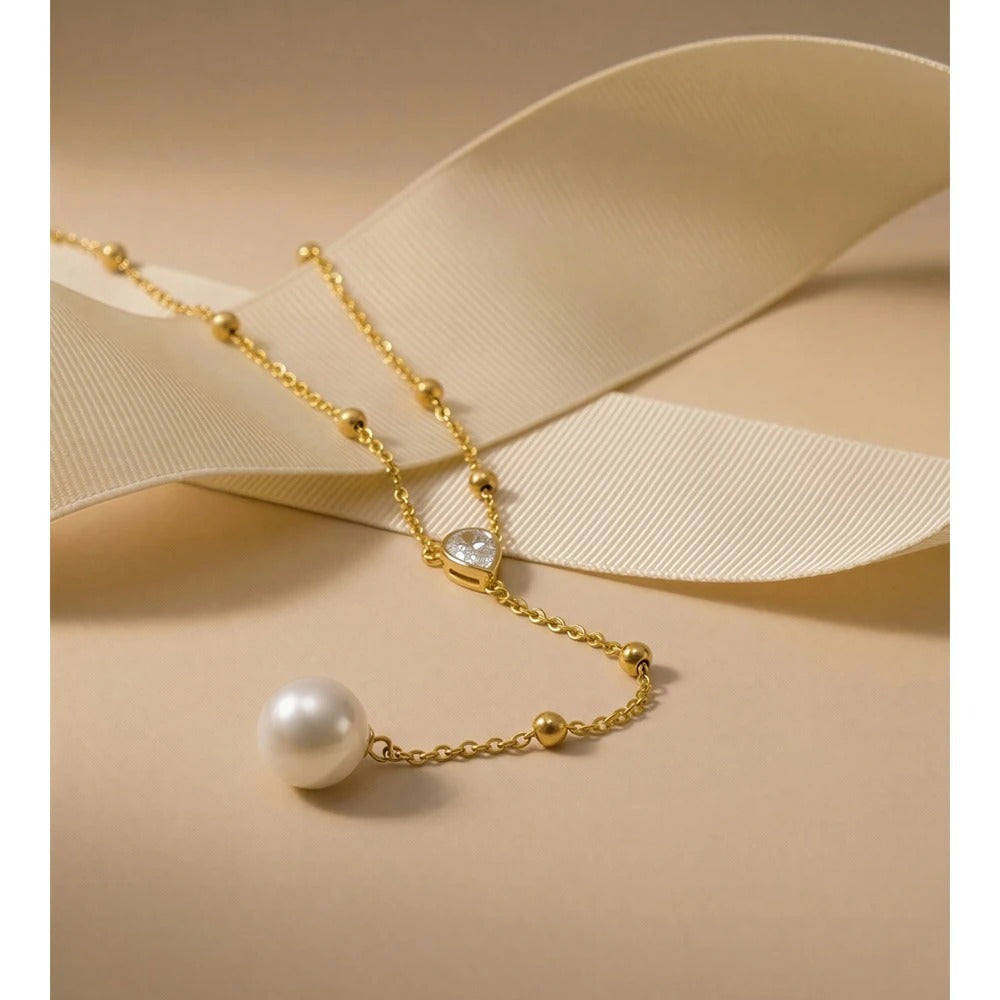 Zirconia and pearls lariat