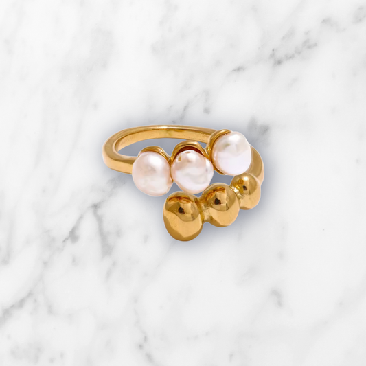 Dots and pearls ring
