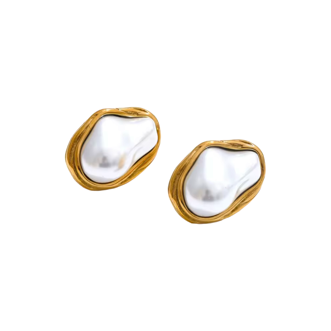 Barroque pearl earrings
