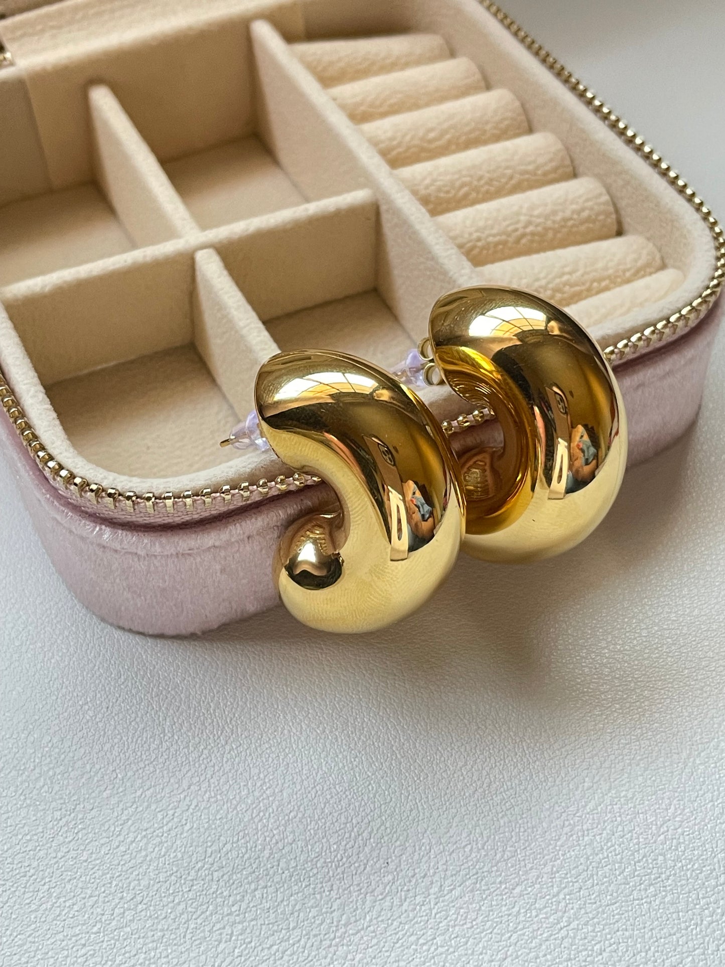 Xtra chunky mid hoops