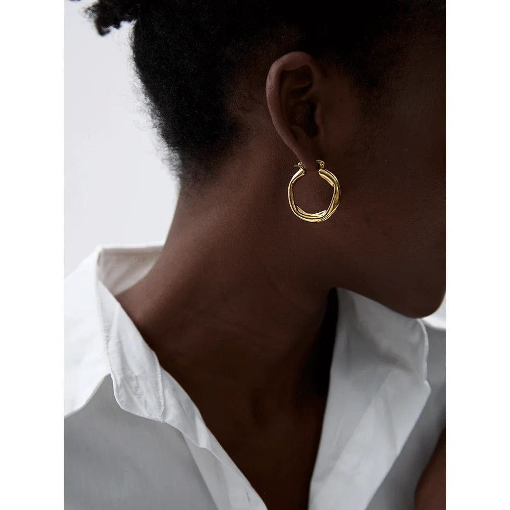 Unusual round hoops