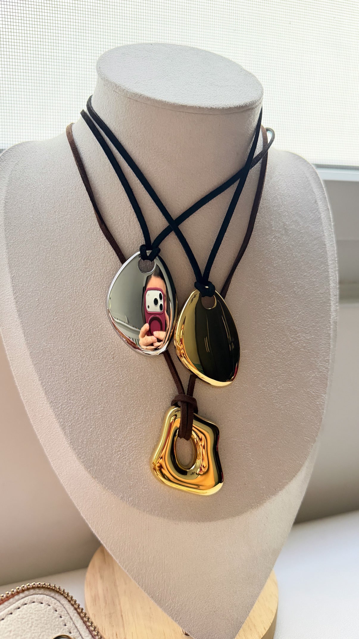 Pendant necklace