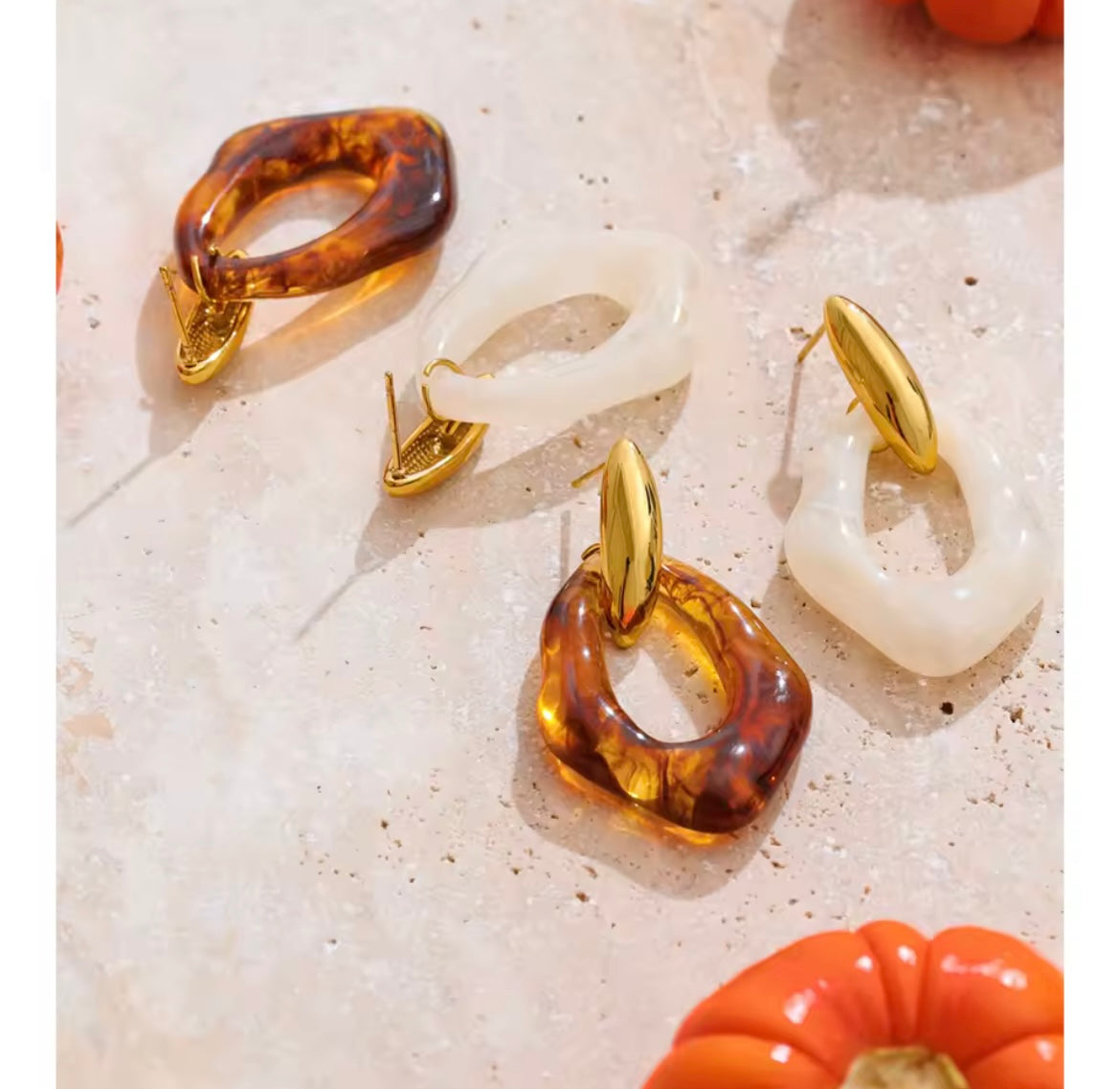 Resin elegant earrings