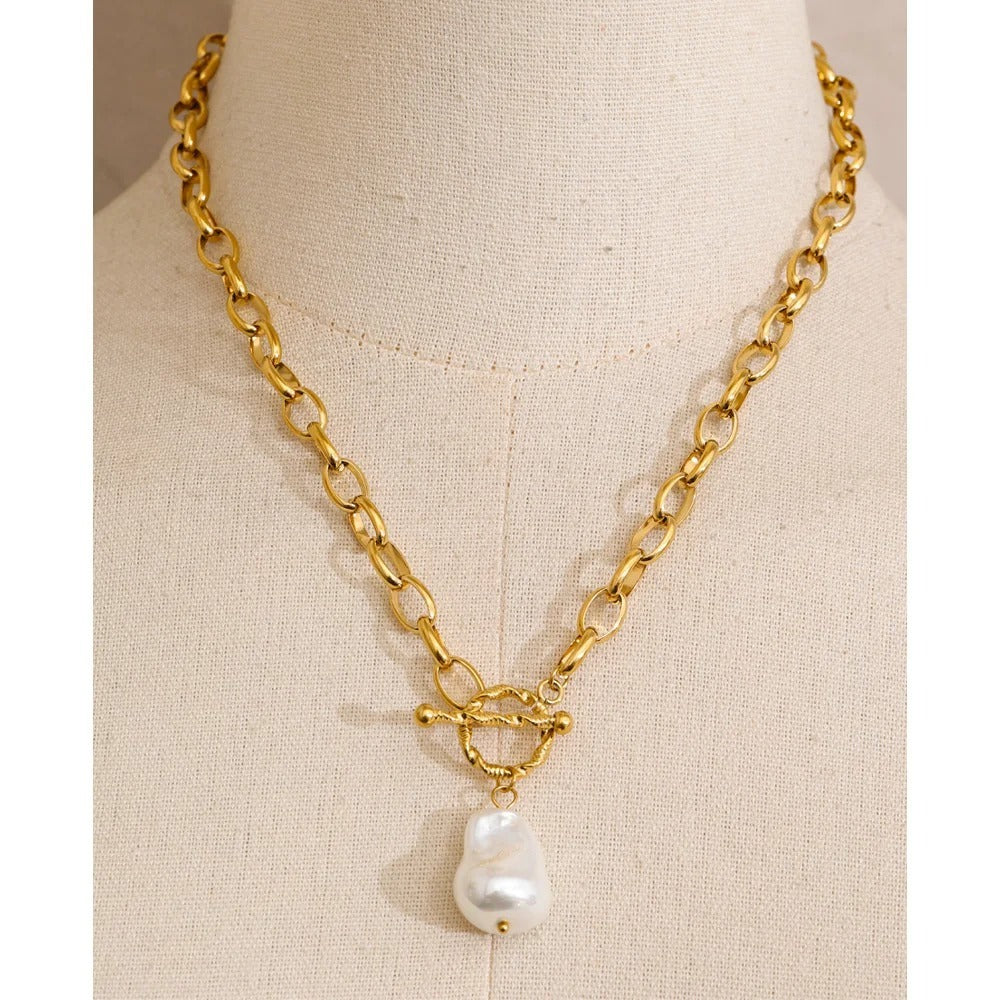 Barroque pearl necklace and bracelet set