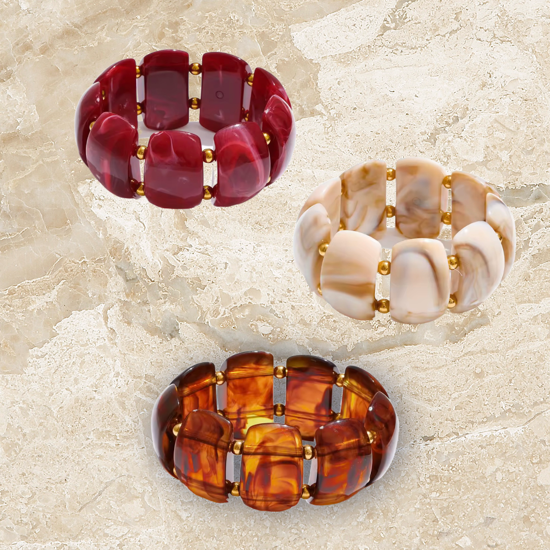 Resin statement elastic bangle