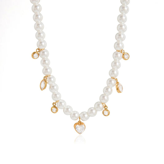 Pearl elegant necklace with shaped zircons