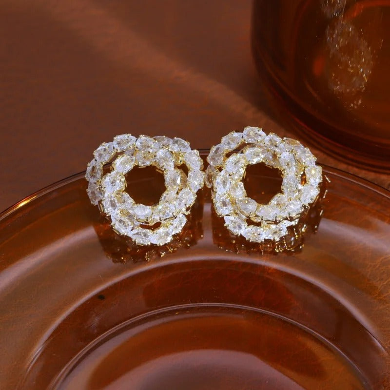 Round sparkly studs