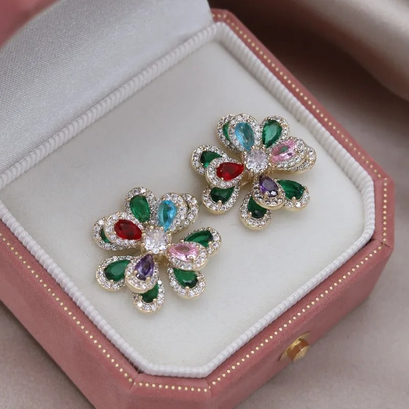 Flower sparkly studs
