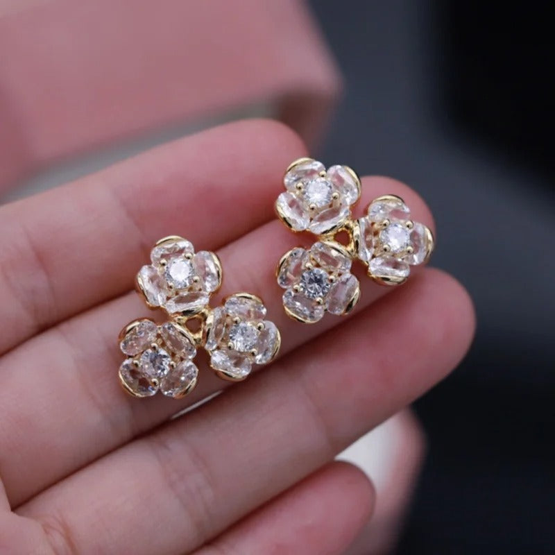 Triple flower studs