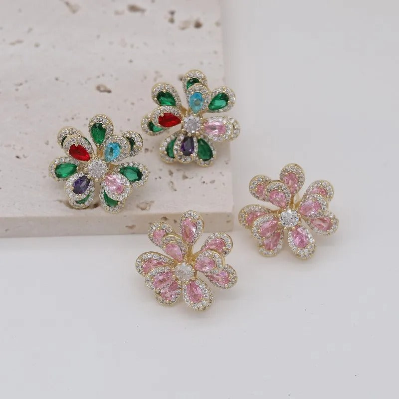 Flower sparkly studs