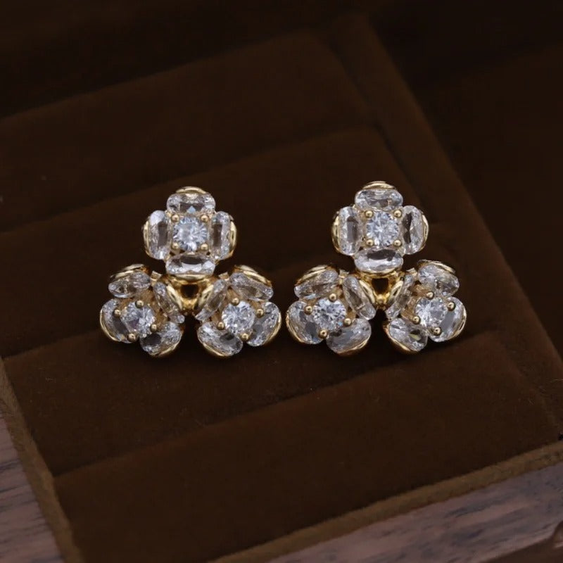 Triple flower studs