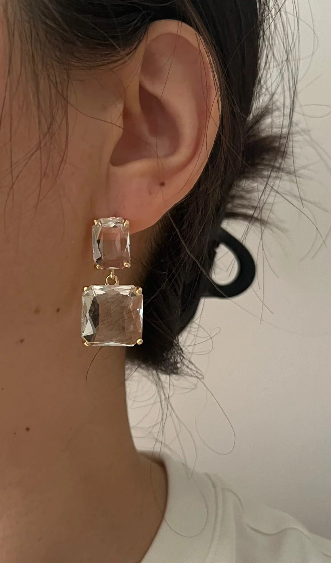 Elegant squared pendant earrings